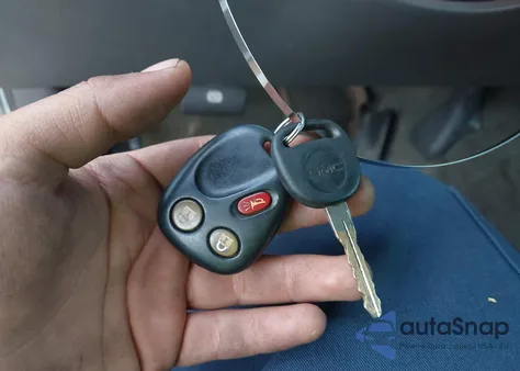 2003 GMC Sierra 2500Hd Sle из США, поврежденный, VIN 1GTHK29113E155216